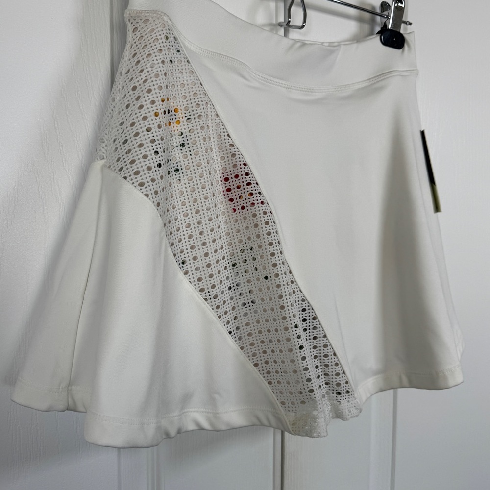 NWT Tuckernuck Tnuck Sport Naomi Tennis Skirt White Fresh Buds Floral Small - Picture 4 of 7
